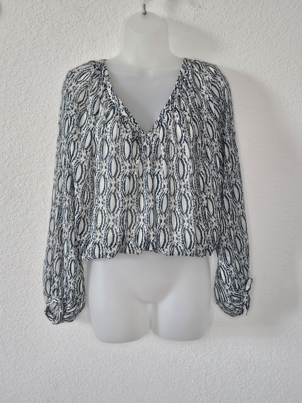 Zara M Blue Cream Abstract Print Metallic Gold Stripe Balloon Sleeve Blouse